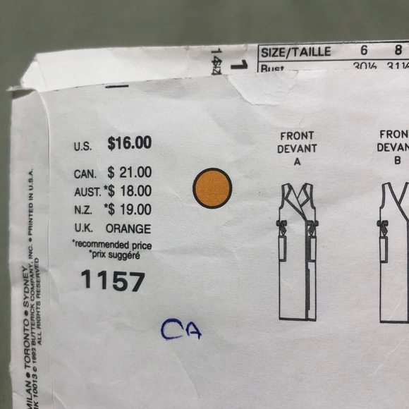 Vogue Attitudes Pattern 1157 - Classic Design by Aldi- elegent but easy dress - Picture 7 of 11